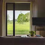 Beekweide - De Notenboom