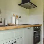 Beekweide - De Notenboom 아파트